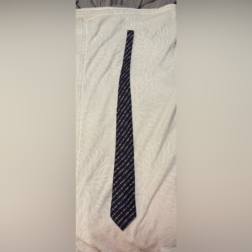 Hermès Navy Tie with Colorful Pattern - Picture 2 of 2